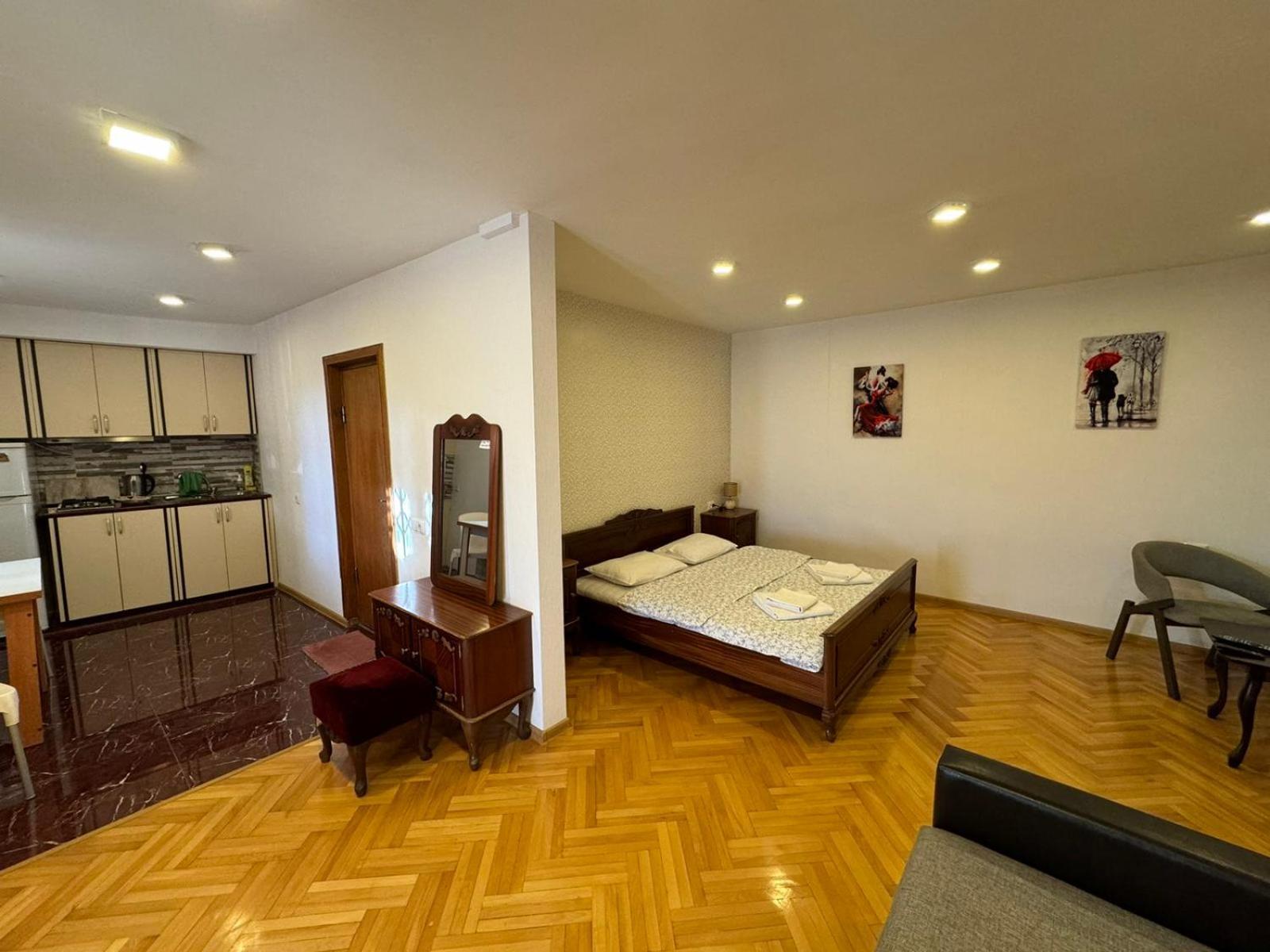 K&N Guesthouse Tbilisi Exterior foto